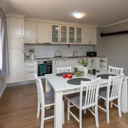 Apartamento 3 Bedroom Beautiful In Zaton