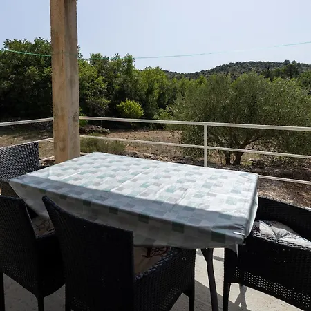 3 Bedroom Awesome In Zaton Doli