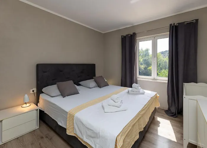 3 Bedroom Beautiful In Zaton Doli